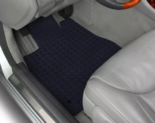 black Lloyd floor mat that matches a vehicle’s interior color scheme and protects the floor surface
